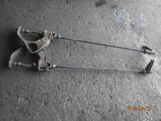 торсион подвески Mitsubishi L300 2 поколение 1990, 2.5 л., дизель, МКПП, минивэн