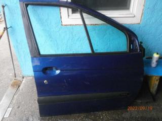 дверь передняя правая Renault Scenic 1 поколение 1998