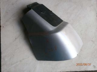 крыло переднее правое Mitsubishi L300 2 поколение 1990, 2.5 л., дизель, МКПП, минивэн