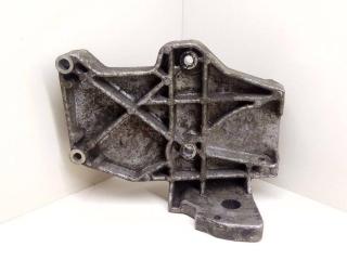 кронштейн компрессора кондиционера Volkswagen Passat B5 1998, 1.8 л., Ti, бензин, 058260885C