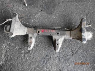 балка подвески передняя (подрамник) Mitsubishi L300 2 поколение 1990, 2.5 л., дизель, МКПП, минивэн
