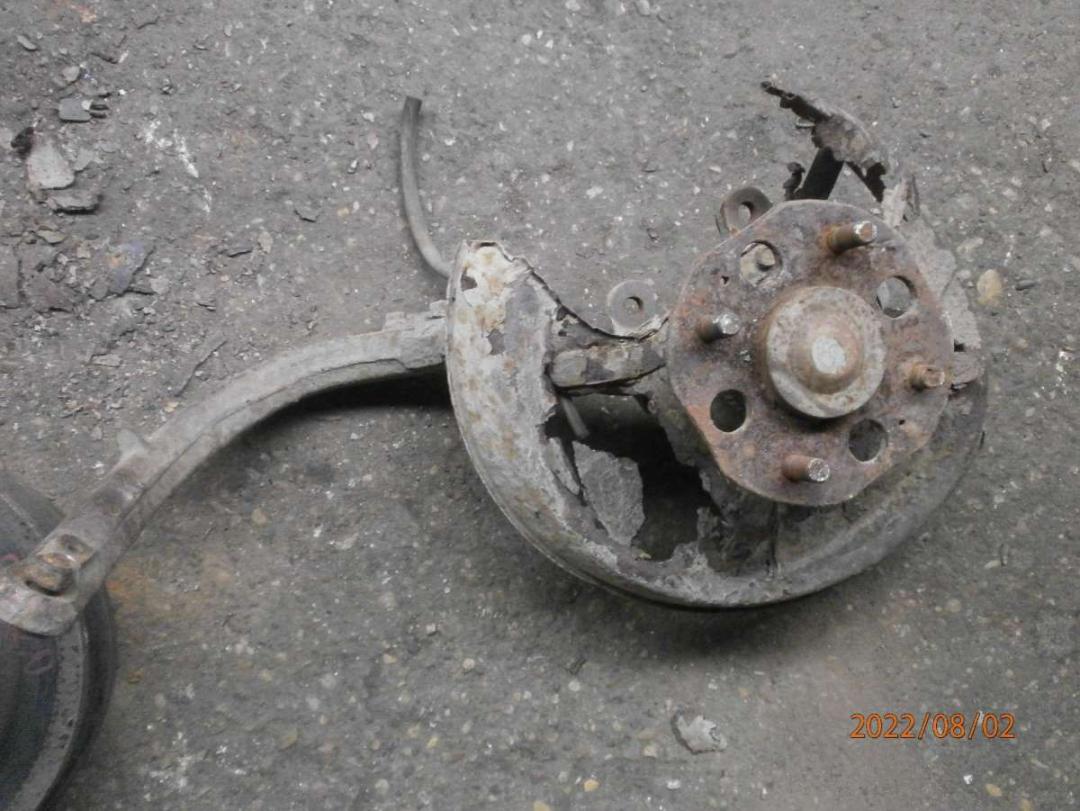 ступица задняя левая Honda Accord 5 поколение 1994, 2.0 л., бензин, МКПП, седан - фото №1