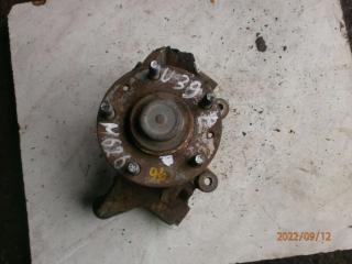 кулак задний левый Mazda 626 GE 1996, 2.0 л., TD, дизель, МКПП, седан