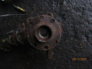 кулак поворотный правый Opel Vectra B 1998, 1.6 л., бензин, МКПП, седан