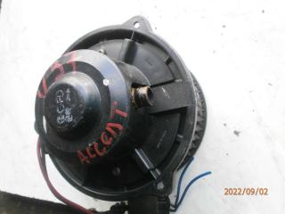 моторчик печки Hyundai Accent 1 поколение (X3) [рестайлинг] 1997, 1.3 л., бензин, МКПП, седан