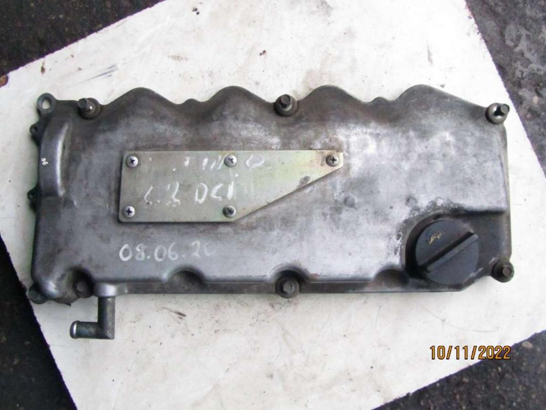 клапанная крышка Nissan Almera Tino V10 2001, 2.2 л., дизель - фото №1