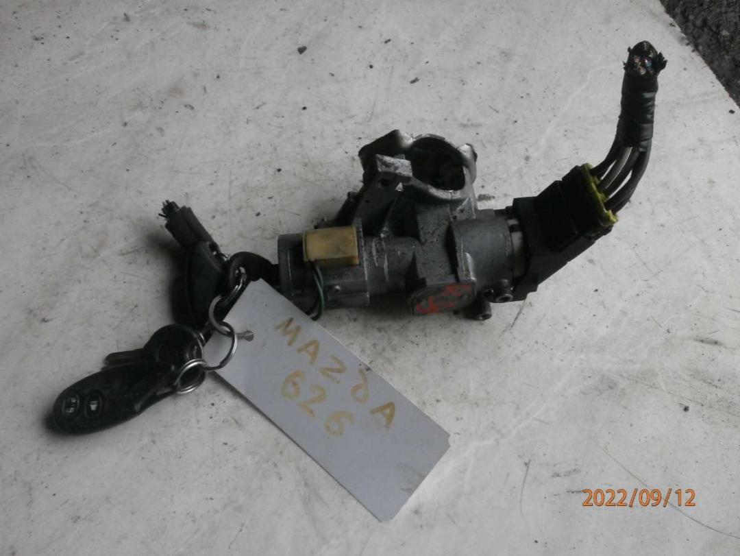 замок зажигания Mazda 626 GE 1996, 2.0 л., TD, дизель, МКПП, седан - фото №1