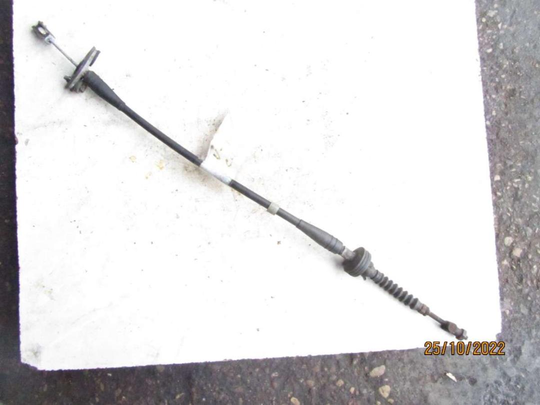 трос сцепления Suzuki Baleno 1 поколение 1997, 1.3 л., i, бензин, МКПП, седан - фото №1