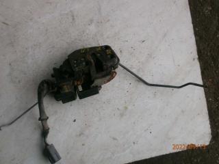 замок двери передней левой Mazda 626 GE 1996, 2.0 л., TD, дизель, МКПП, седан