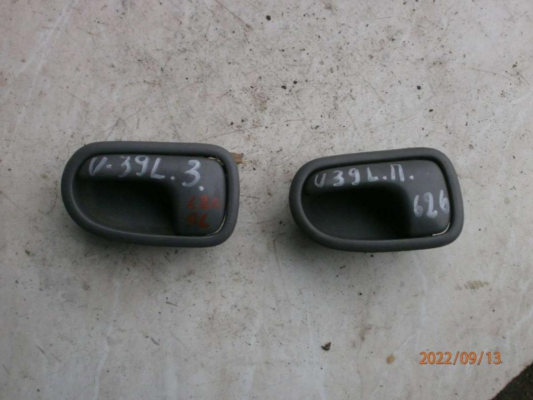 ручка внутренняя Mazda 626 GE 1996, 2.0 л., TD, дизель, МКПП, седан - фото №1