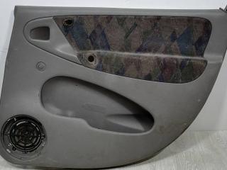 обшивка двери задняя правая Citroen Xsara Picasso 1 поколение 2004, 2.0 л., HDi, RHY (DW10TD), дизель, МКПП, серебристый, передний привод