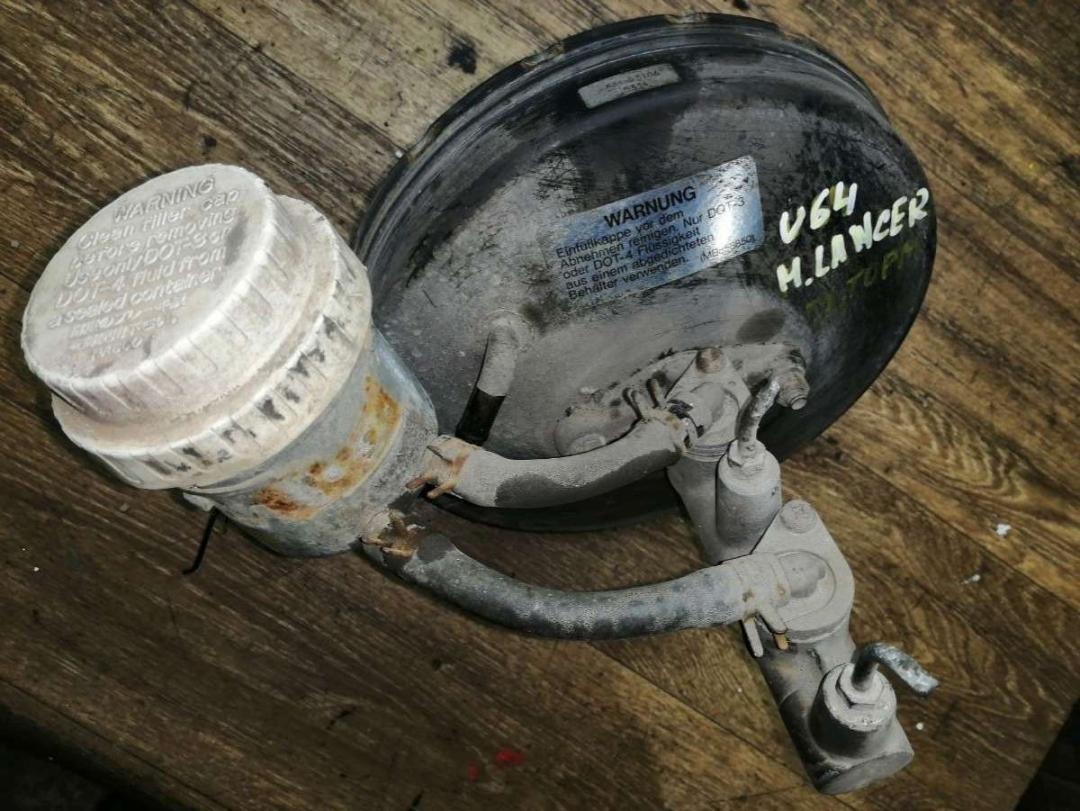 вакуумный усилитель тормозов Mitsubishi Lancer 7 1994, 1.6 л., бензин, МКПП, универсал - фото №1