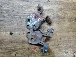 петля двери Mitsubishi Lancer 7 1994, 1.6 л., бензин, МКПП, универсал