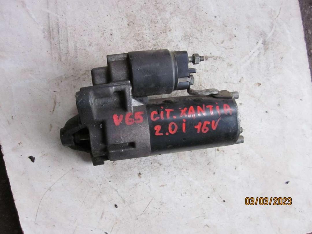 стартер Citroen Xantia 1 поколение 1996, 2.0 л., бензин, МКПП, универсал, 001108130 - фото №1