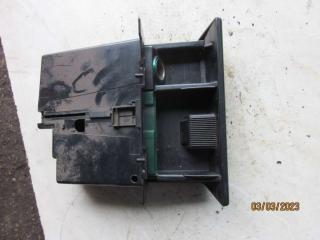 пепельница Citroen Xantia 1 поколение 1996, 2.0 л., бензин, МКПП, универсал