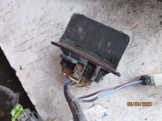 сопротивление печки Nissan Serena С23 [2-й рестайлинг] 1998, 2.0 л., дизель, МКПП, минивэн