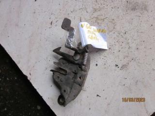 замок капота Nissan Serena С23 [2-й рестайлинг] 1998, 2.0 л., дизель, МКПП, минивэн