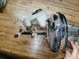 цилиндр тормозной главный Ford Fiesta 3 поколение 1992, 1.3 л., бензин, МКПП, хетчбэк 5 дв.