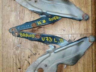 петля капота левая Fiat Bravo 1 поколение 1999, 1.4 л., бензин, МКПП, хетчбэк 5 дв.