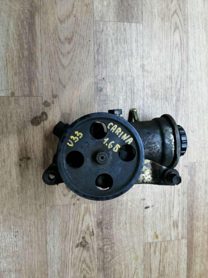 насос гидроусилителя руля Toyota Carina T170 1991, 1.6 л., бензин, МКПП, седан - фото №1