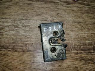 замок двери передней левой Volkswagen Golf 2 поколение 1990