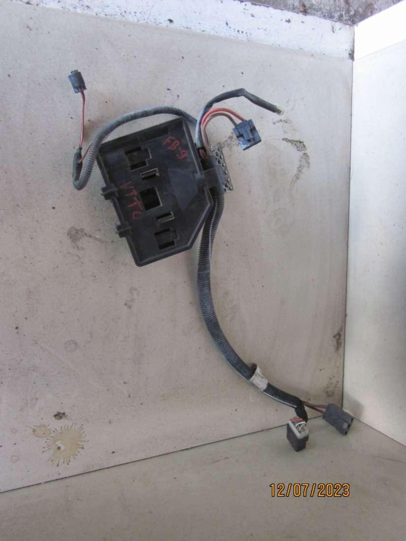 вентилятор радиатора Mercedes-Benz Vito W638 1998, 2.2 л., CDi, дизель, МКПП, минивэн - фото №1