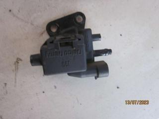 клапан вентиляции топливного бака Renault Megane 1 поколение 1997, 1.6 л., бензин, МКПП, хетчбэк 5 дв.