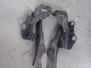 петля капота Mazda 3 BK 2005, 2.0 л., DTi, дизель, МКПП, хетчбэк 5 дв.