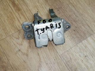 замок багажника Toyota Yaris P1 2001, 1.0 л., бензин, МКПП, хетчбэк 5 дв.