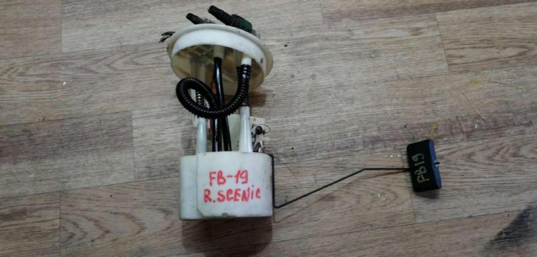 датчик уровня топлива Renault Scenic 1 поколение 1997, 1.9 л., дизель, МКПП - фото №1