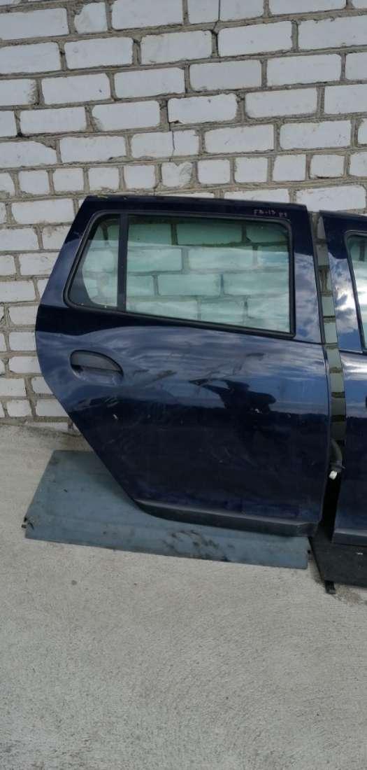 дверь задняя правая Dacia Logan 1 2014, 0.9 л., бензин, МКПП, универсал - фото №1