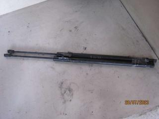 амортизатор крышки багажника (3-5 двери) Peugeot 607 1 поколение [рестайлинг] 2004, 2.2 л., дизель, МКПП