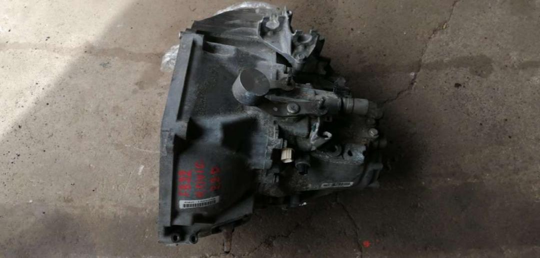 КПП механическая (МКПП) Honda Civic 9 поколение 2013, 2.2 л., дизель, МКПП, хетчбэк 5 дв. - фото №1