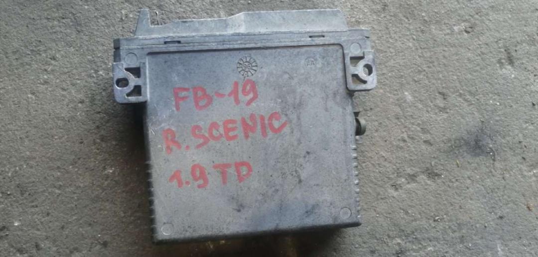 блок управления двигателем Renault Scenic 1 поколение 1997, 1.9 л., дизель, МКПП - фото №1