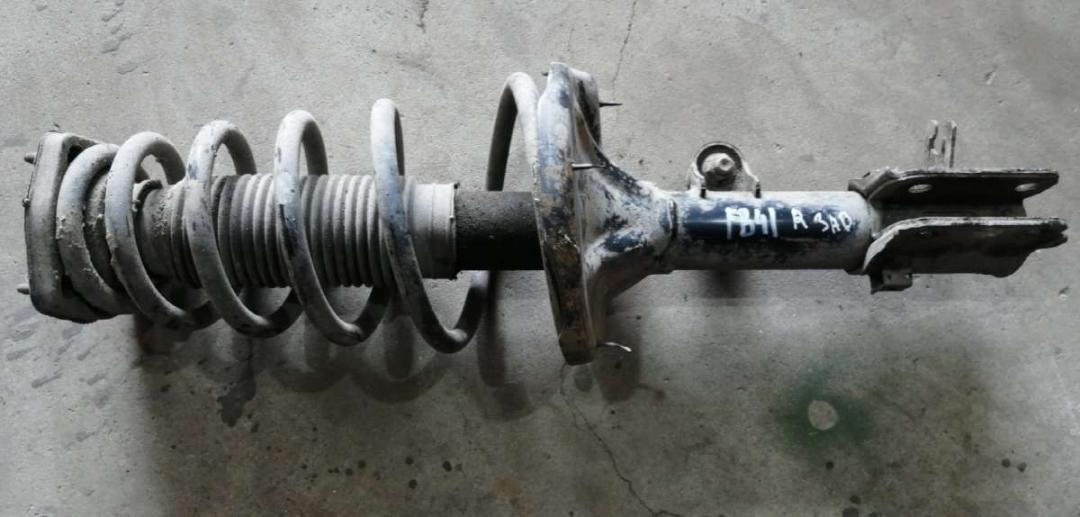 стойка задняя Hyundai Tucson 1 поколение 2009, 2.0 л., CRDi, дизель, МКПП, минивэн - фото №1