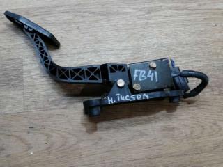 педаль Hyundai Tucson 1 поколение 2009, 2.0 л., дизель, МКПП