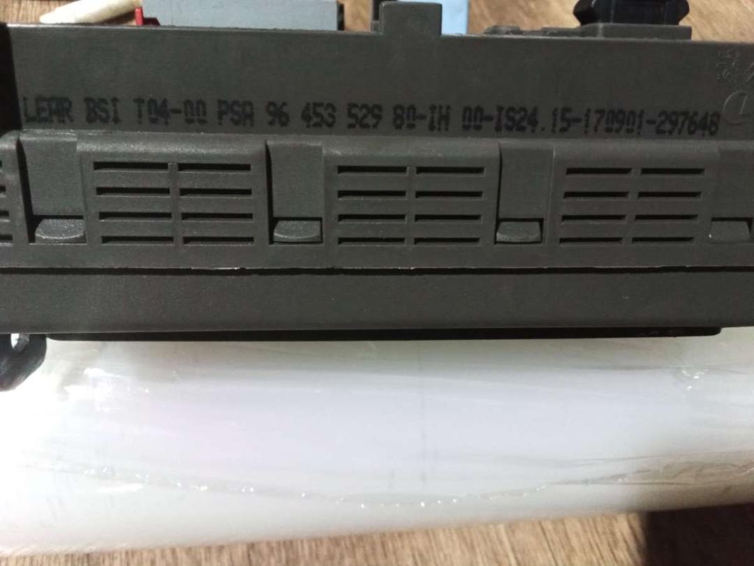 блок комфорта Citroen C5 1 поколение 2002, 2.0 л., бензин, МКПП, универсал - фото №1