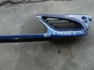 решетка радиатора Renault Megane 1 поколение 1999, 1.6 л., бензин, МКПП, хетчбэк 5 дв.