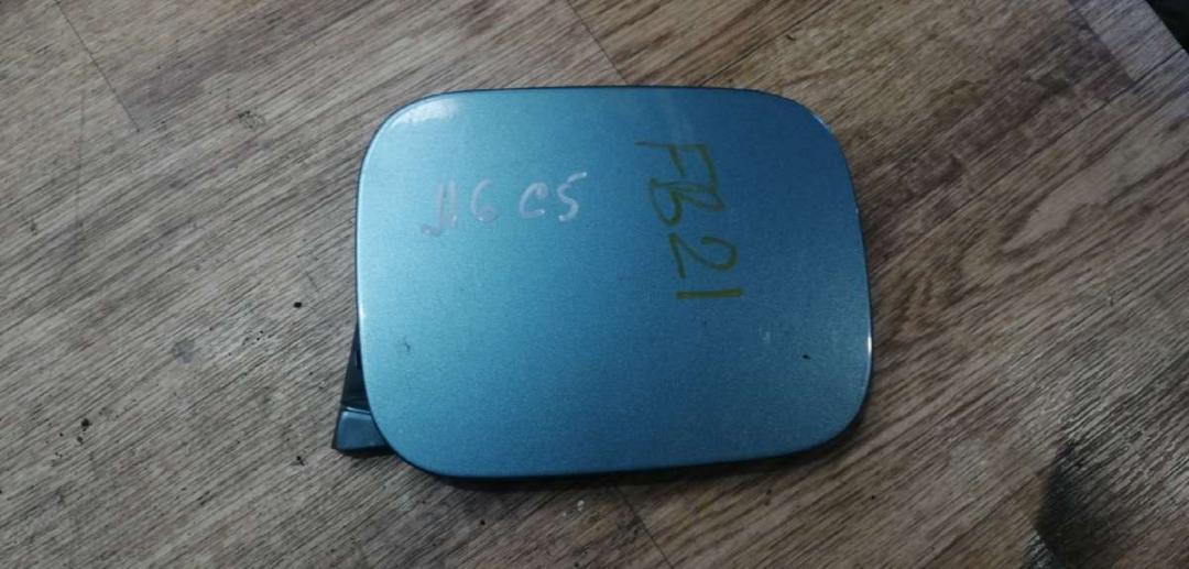 лючок топливного бака Audi A6 4B/C5 1999, 2.8 л., бензин, АКПП, седан - фото №1