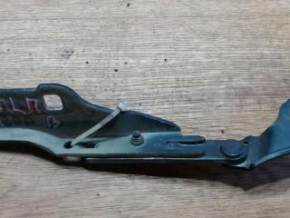 петля капота левая Opel Omega B 1998, 2.0 л., бензин, МКПП, седан