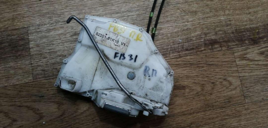 замок двери передней правой Opel Agila 2 поколение (B) 2011, 1.0 л., бензин, МКПП - фото №1