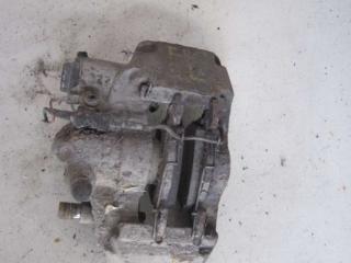 суппорт задний левый Mercedes-Benz Vito W638 1998, 2.2 л., дизель, МКПП, минивэн