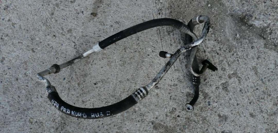 трубка кондиционера Renault Scenic 1 поколение 1998, 2.0 л., бензин, МКПП, минивэн - фото №1