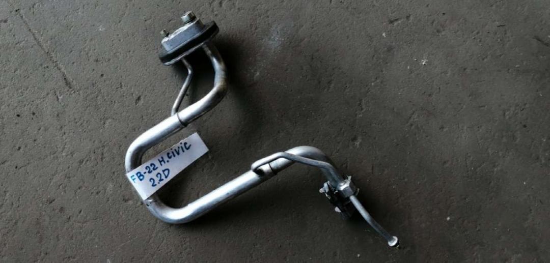 трубка кондиционера Honda Civic 9 поколение 2013, 2.2 л., дизель, МКПП, хетчбэк 5 дв. - фото №1