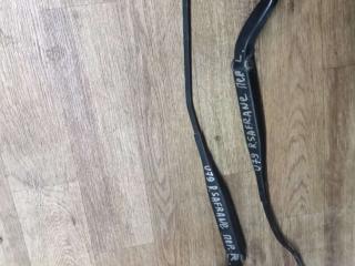 щеткодержатель (поводок стеклоочистителя, дворник) Renault Safrane 1 поколение 1995, 2.0 л., бензин, МКПП, хетчбэк 5 дв.