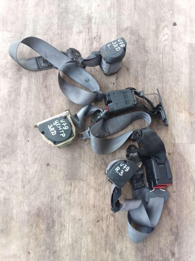 ремень безопасности Renault Safrane 1 поколение 1995, 2.0 л., бензин, хетчбэк 5 дв. - фото №1