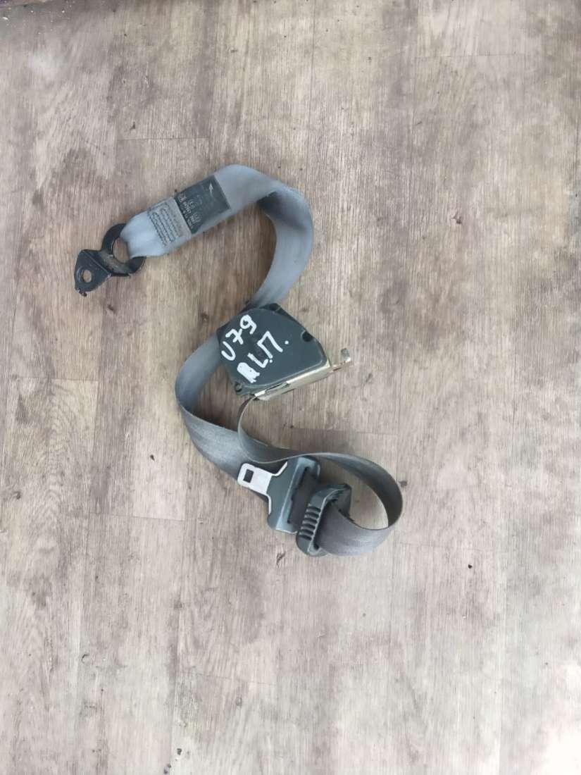 ремень безопасности Renault Safrane 1 поколение 1995, 2.0 л., бензин, МКПП, хетчбэк 5 дв. - фото №1