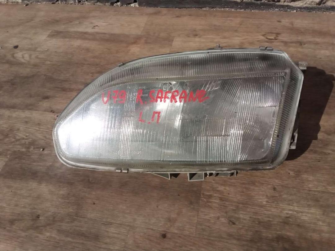 фара левая Renault Safrane 1 поколение 1995, 2.0 л., бензин, МКПП, хетчбэк 5 дв. - фото №1