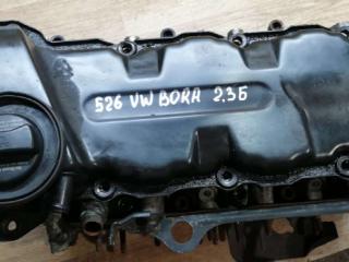 головка блока цилиндров Volkswagen Bora 1 поколение 2001, 2.3 л., бензин, МКПП, универсал