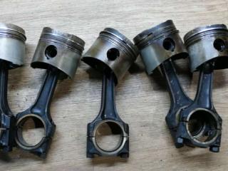 поршень Audi 100 C3 1983, 2.1 л., бензин, МКПП, седан